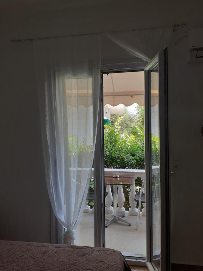 روذا Marili Downstairs Apartments المظهر الخارجي الصورة